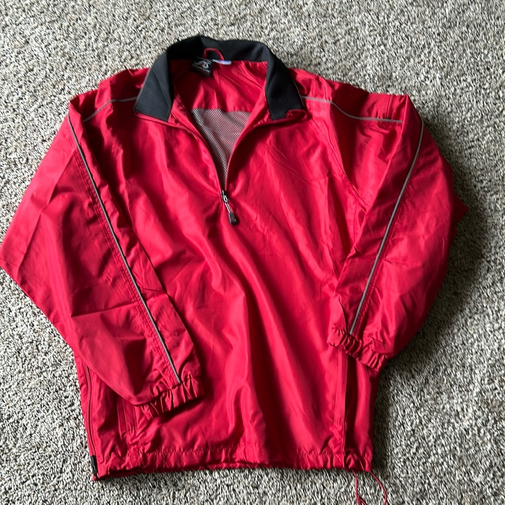 BRAND NEW w/o tag  Small pullover wind breaker